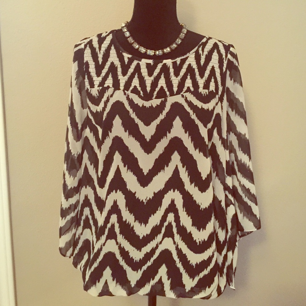 Black&White Zig-Zag Top